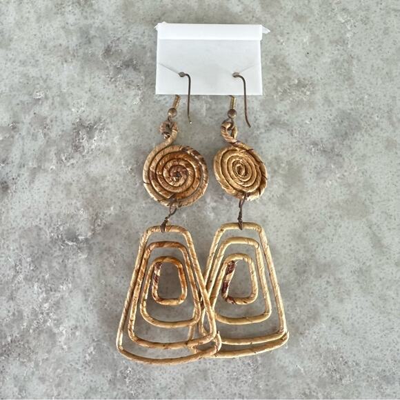 Vintage 80s boho rattan dangle earrings NOS - Picture 3 of 3